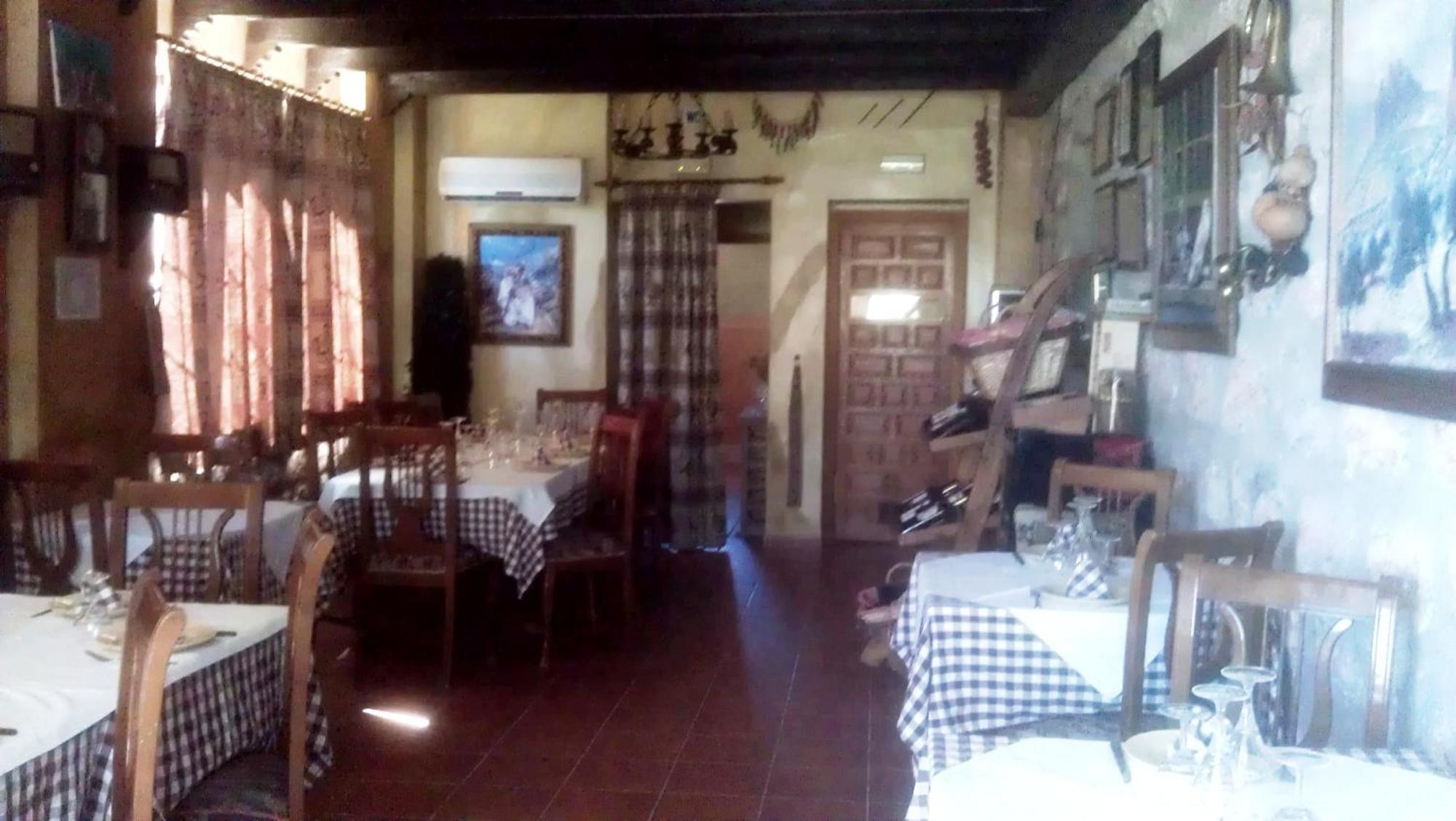 Alojamiento Rural La Caseria De Piedra Restaurante Jaén Exterior foto