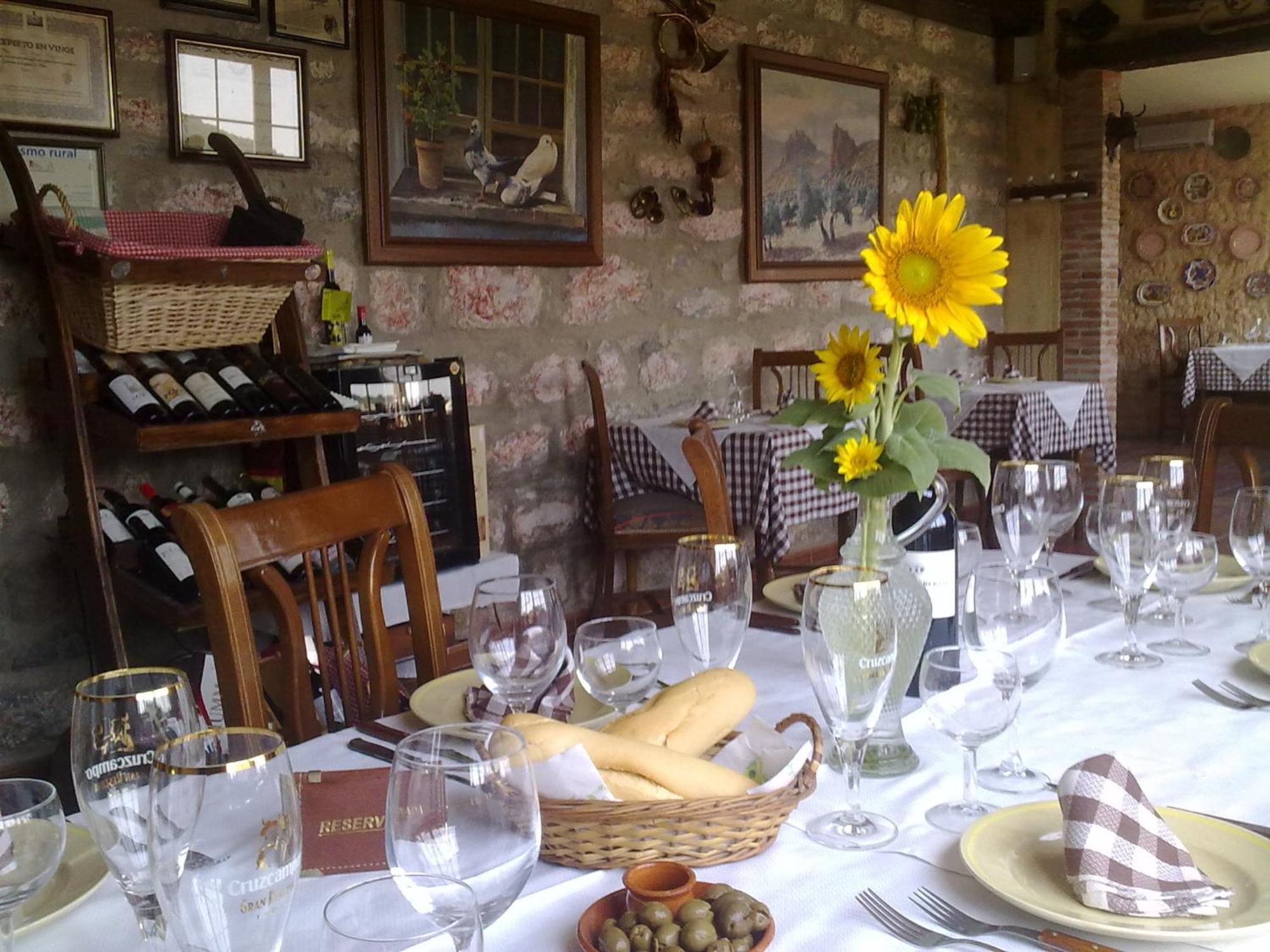 Alojamiento Rural La Caseria De Piedra Restaurante Jaén Exterior foto