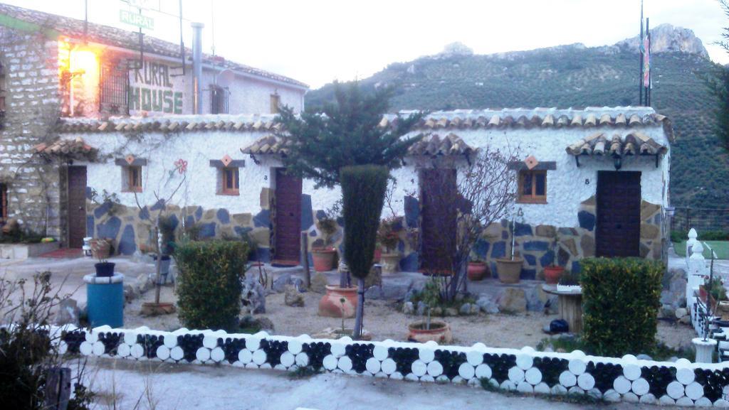 Alojamiento Rural La Caseria De Piedra Restaurante Jaén Exterior foto