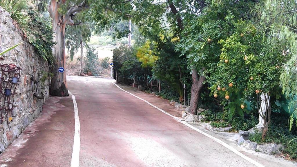 Alojamiento Rural La Caseria De Piedra Restaurante Jaén Exterior foto